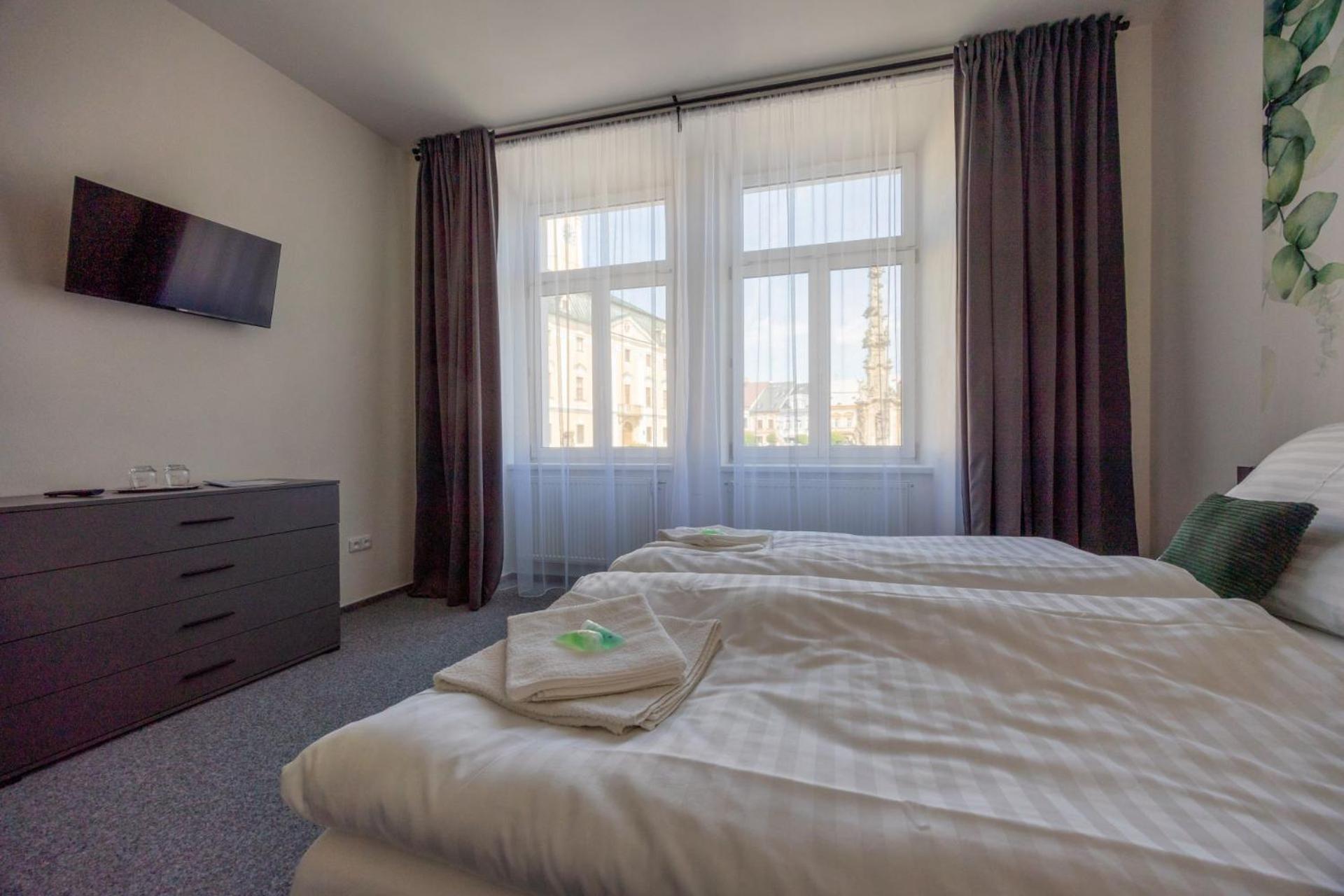 Hotel Tht Policka Bagian luar foto